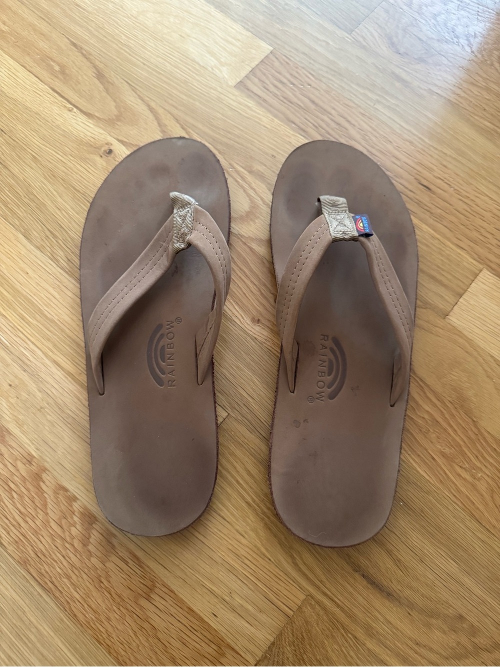 Rainbow Men’s Brown Leather Thong Sandals